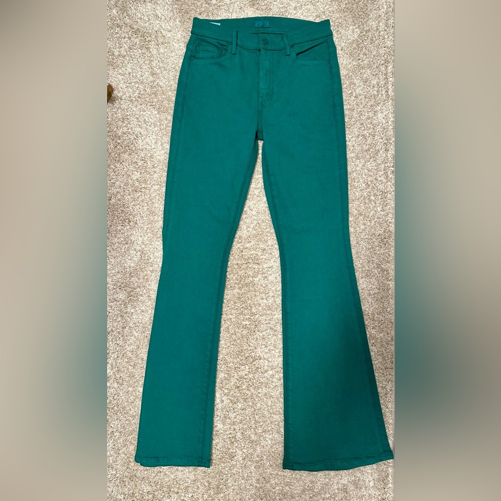 MOTHER The Weekender Sneak Flare Jeans green